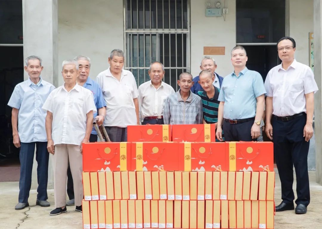 9月14日：中秋慰问湟里镇敬老院